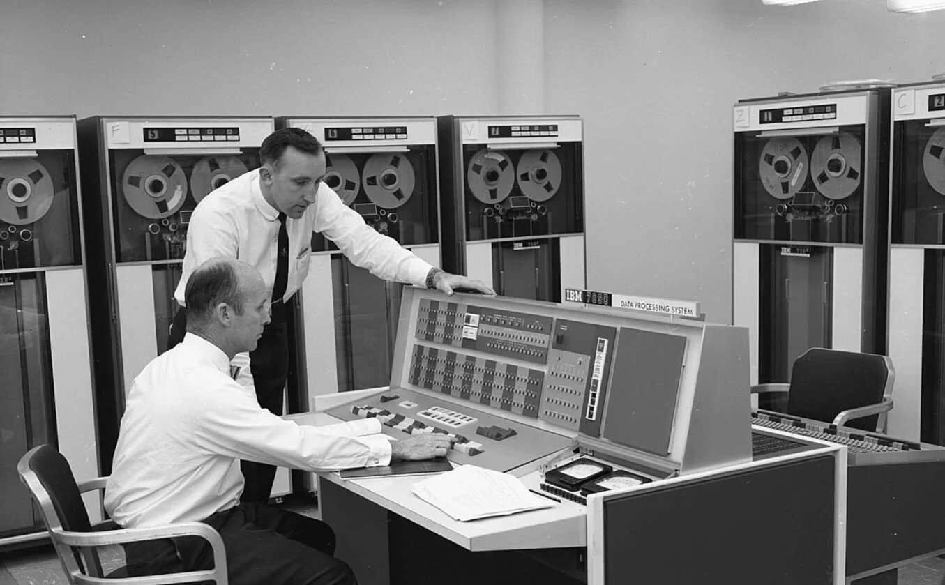 Top 8 Triggers to Determine When to Upgrade Legacy Processes and Systems